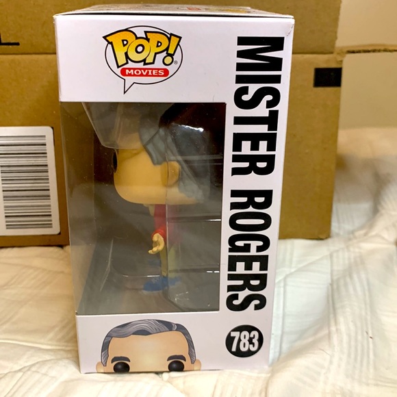 Vaulted Mister Rogers w/Daniel Tiger Beautiful Day in the Neighborhood Funko Pop - Picture 4 of 8